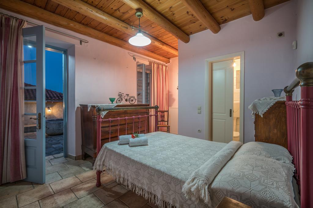 Bratis Holiday Home Kallithea  Exterior foto
