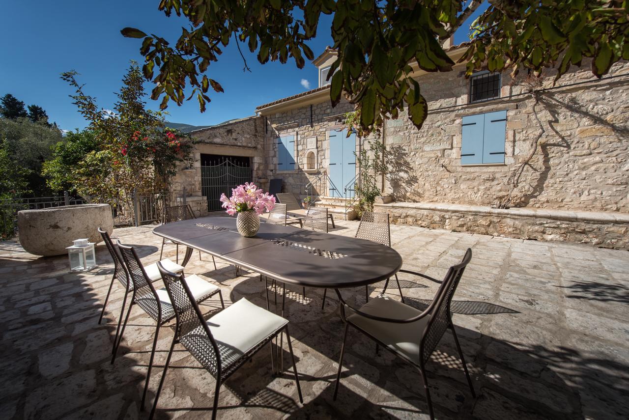 Bratis Holiday Home Kallithea  Exterior foto